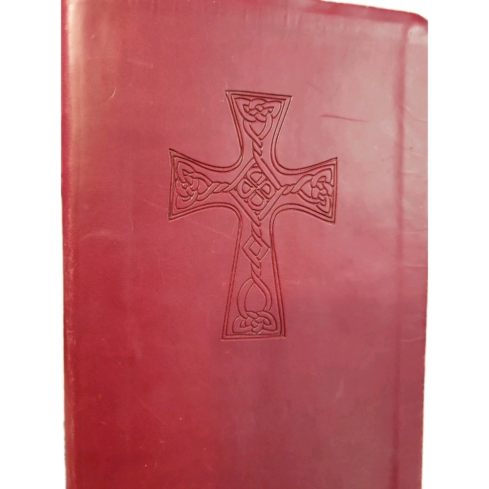 Vintage 2006 Thomas Nelson Bible Giant Print Edition NKJV Burgundy LeatherSoft